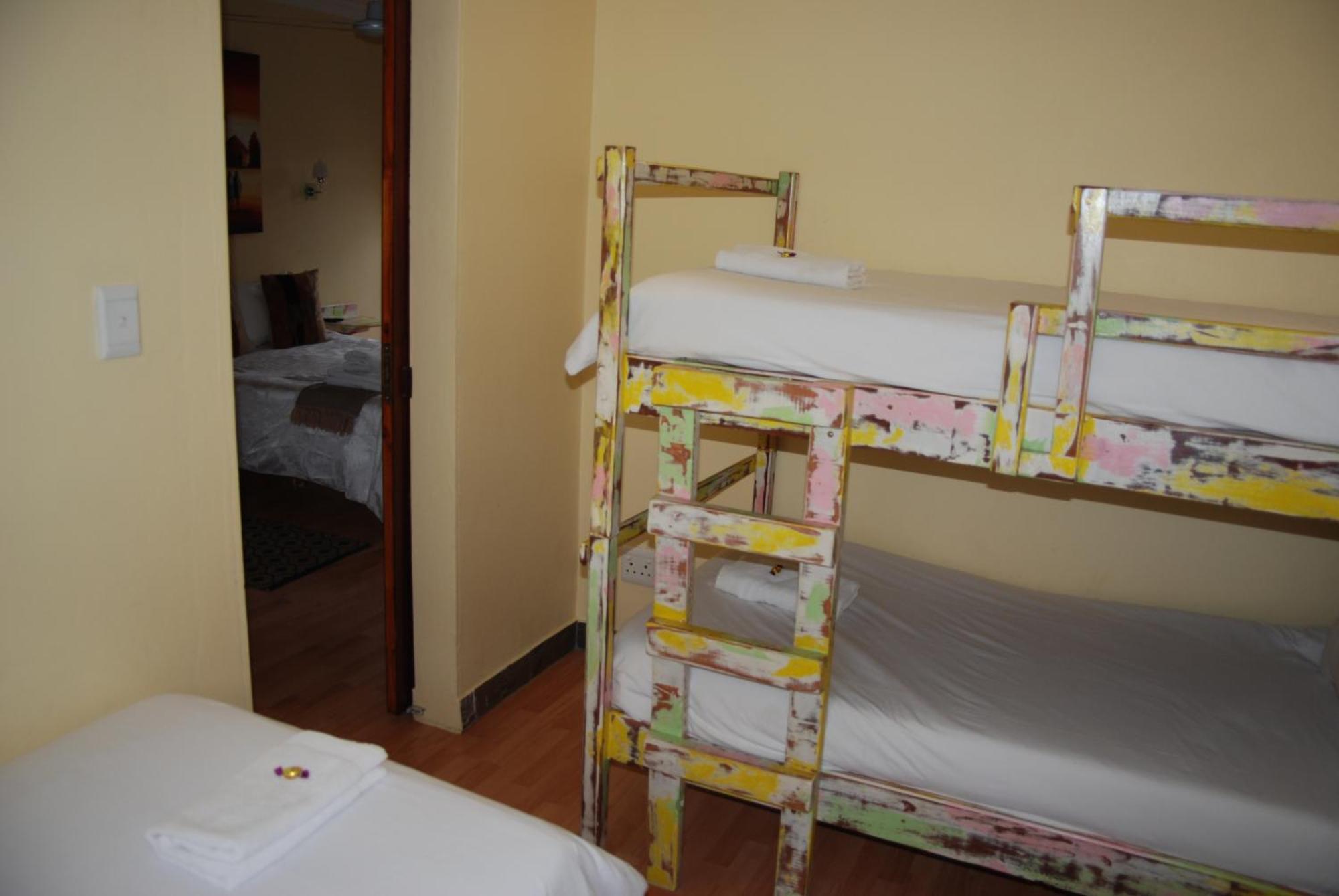 Journey'S Inn Africa Airport Lodge Kempton Park Exterior photo